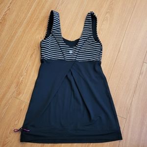 Lululemon top size 2